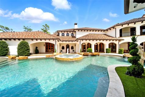 701 W Friar Tuck Lane Houston TX 77024