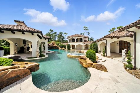 701 W Friar Tuck Lane Houston TX 77024