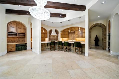 701 W Friar Tuck Lane Houston TX 77024