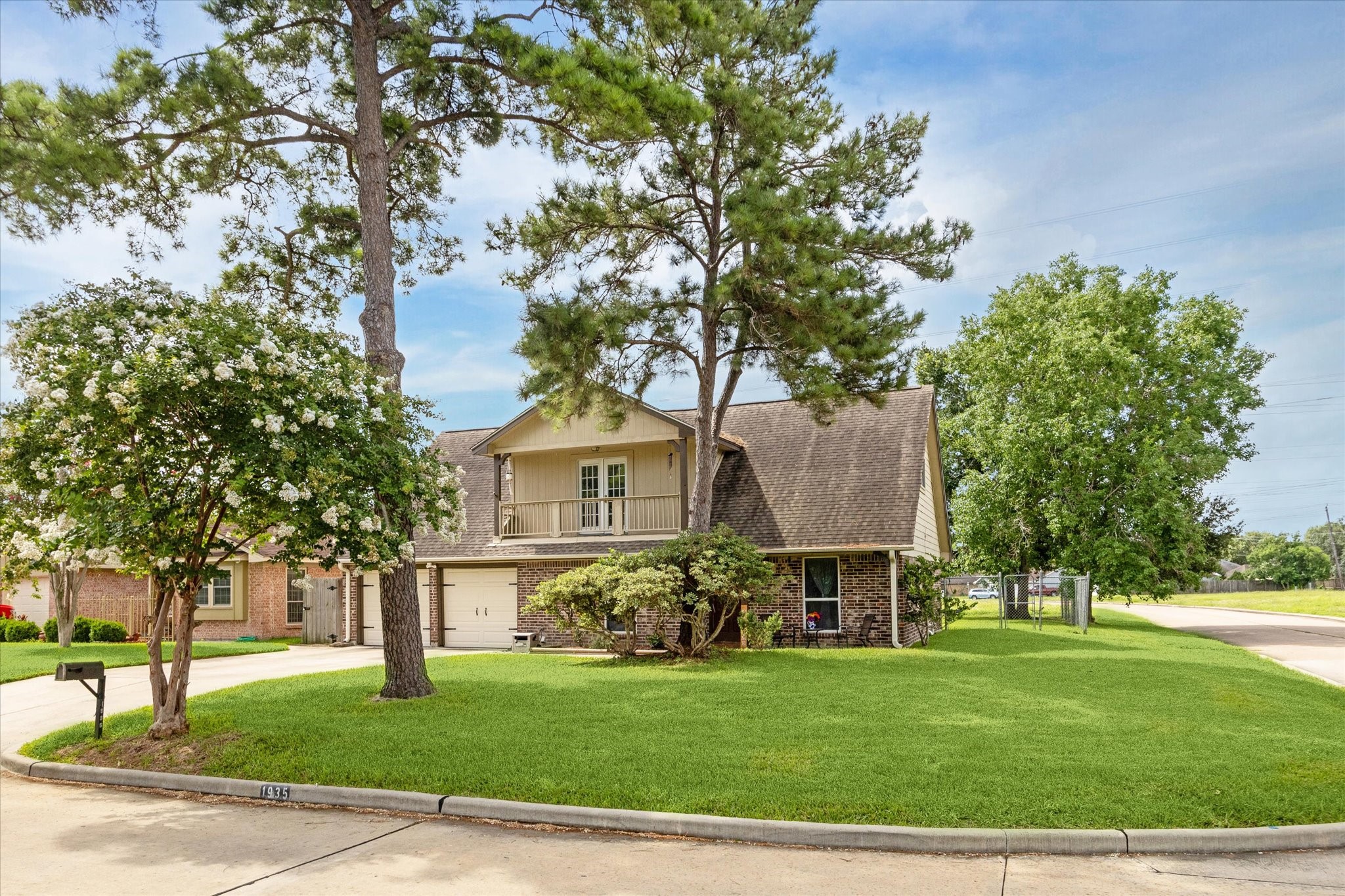 1935 Adams Street Missouri City TX 77489