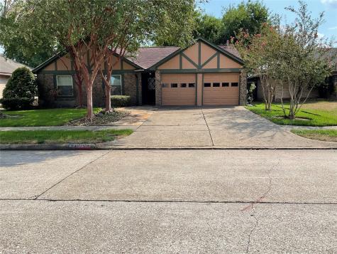 10906 Birch Drive La Porte TX 77571