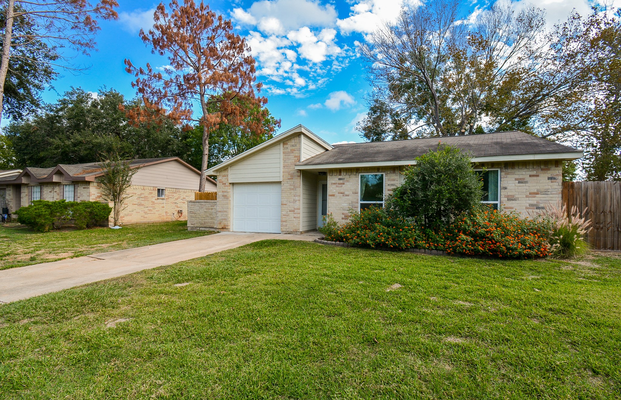 17107 Amber Ridge Drive Sugar Land TX 77498