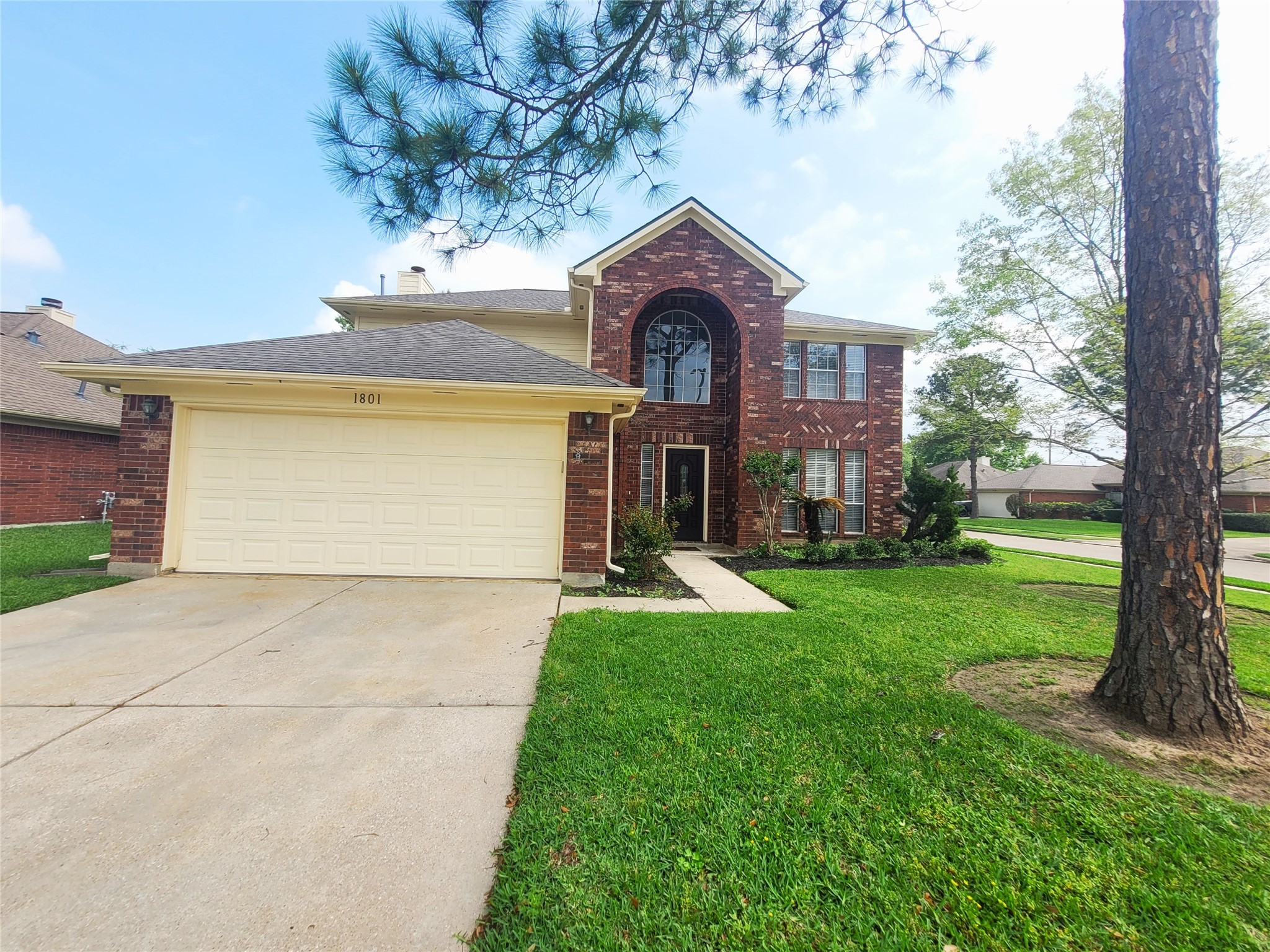 1801 Oakbrook Circle Pearland TX 77581