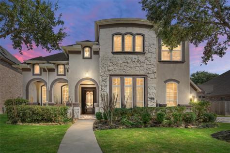 15711 Misty Leaf Lane Houston TX 77044
