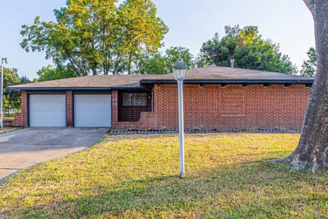 1474 Cool Spring Drive Houston TX 77088