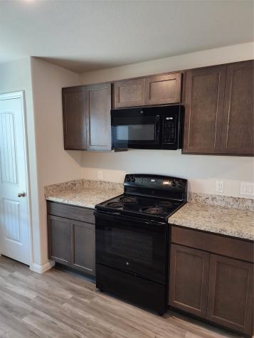 3216 Moore Avenue Bay City TX 77414