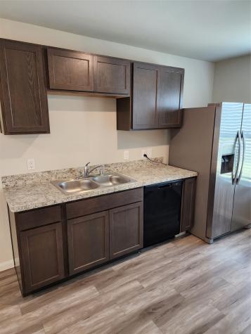 3216 Moore Avenue Bay City TX 77414