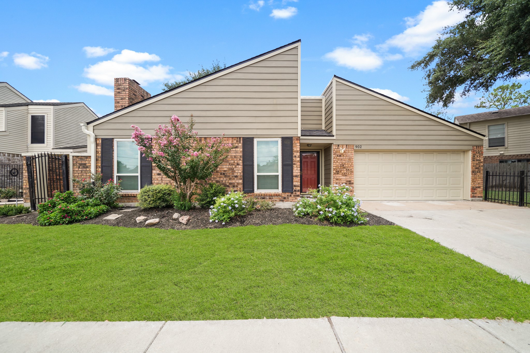 902 Golfview Drive Richmond TX 77469