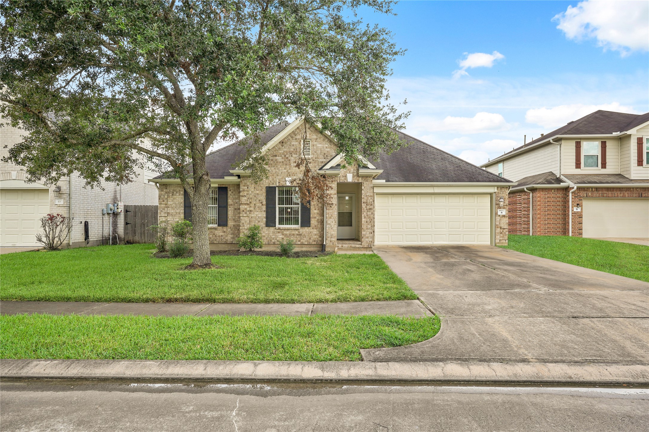 8 Santa Clarita Circle Manvel TX 77578