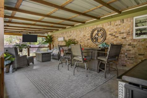 751 E Houston Street Lovelady TX 75851