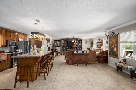 751 E Houston Street Lovelady TX 75851