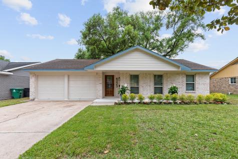 6223 Golden Forest Drive Houston TX 77092