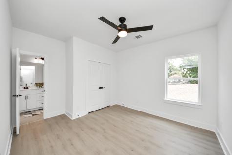 860 Rachel Street D Houston TX 77091