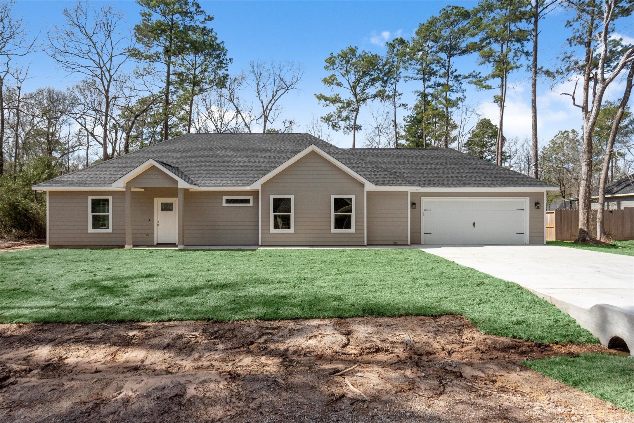 11050 N Woods Cleveland TX 77328