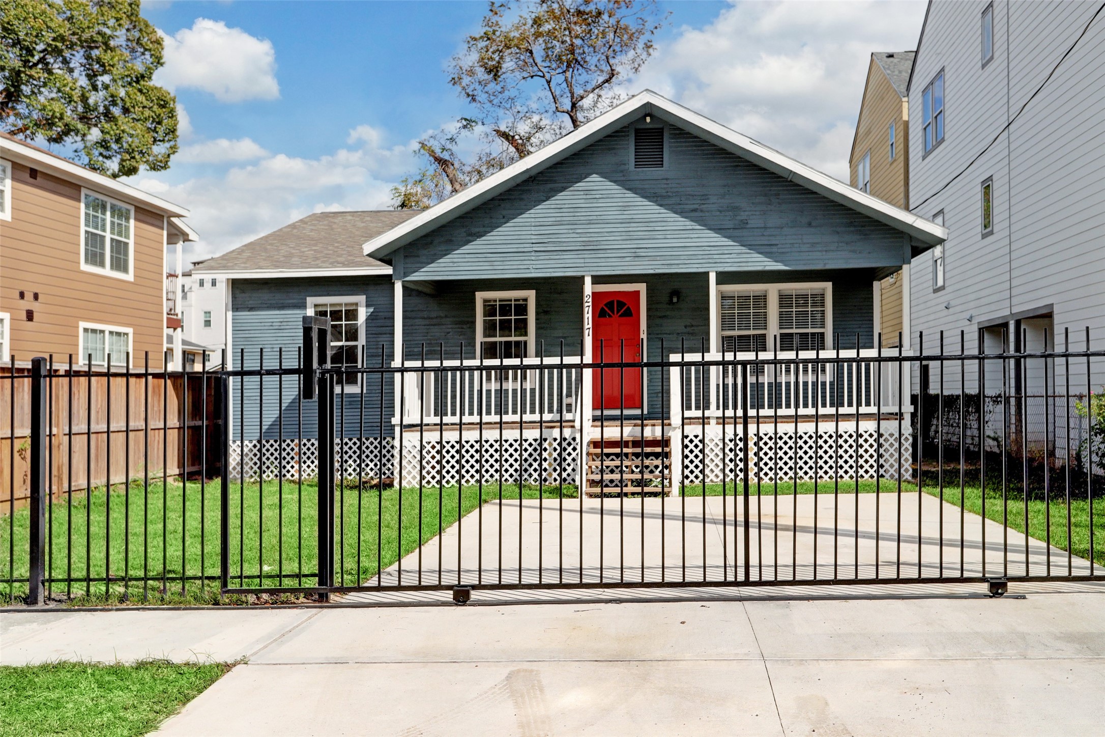 2717 Fox Street Houston TX 77003