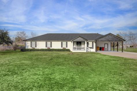 7445 County Road 215a Alvin TX 77511
