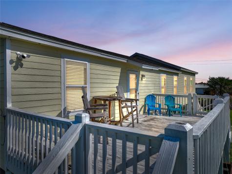 1120 N Monkhouse Drive Crystal Beach TX 77650