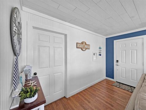 1120 N Monkhouse Drive Crystal Beach TX 77650