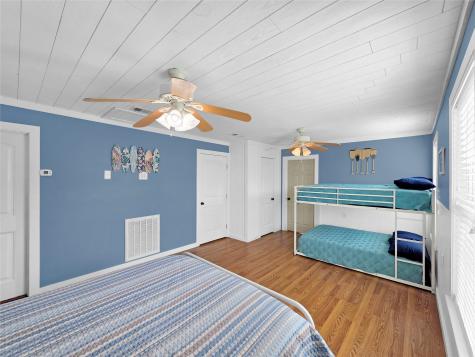 1120 N Monkhouse Drive Crystal Beach TX 77650