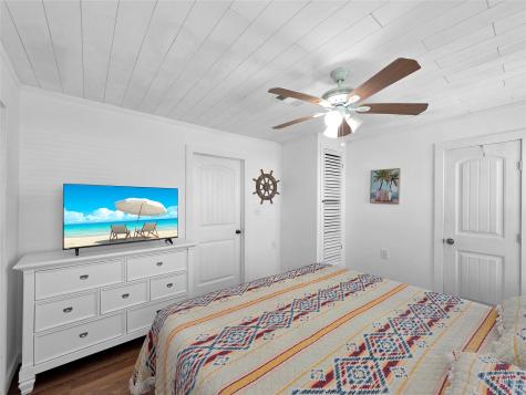 1120 N Monkhouse Drive Crystal Beach TX 77650