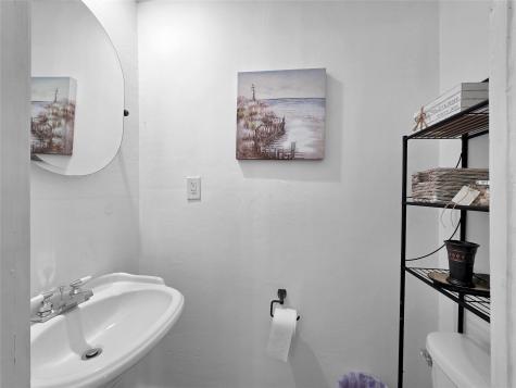 1120 N Monkhouse Drive Crystal Beach TX 77650