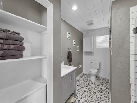 1120 N Monkhouse Drive Crystal Beach TX 77650