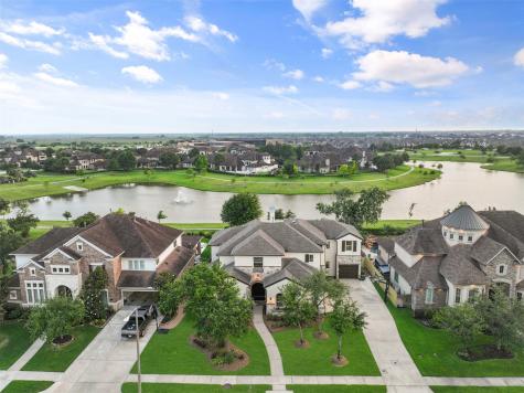 1132 Rymers Switch Lane Friendswood TX 77546
