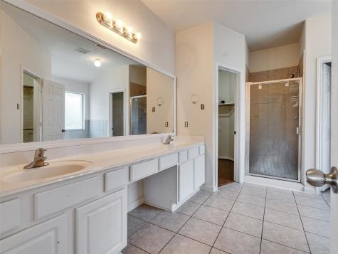 2306 Diamond Springs Drive Pearland TX 77584