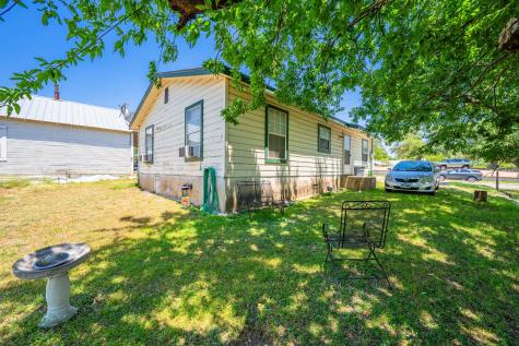 208 Francisco Lemos Street Kerrville TX 78028