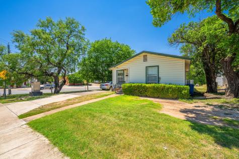 208 Francisco Lemos Street Kerrville TX 78028