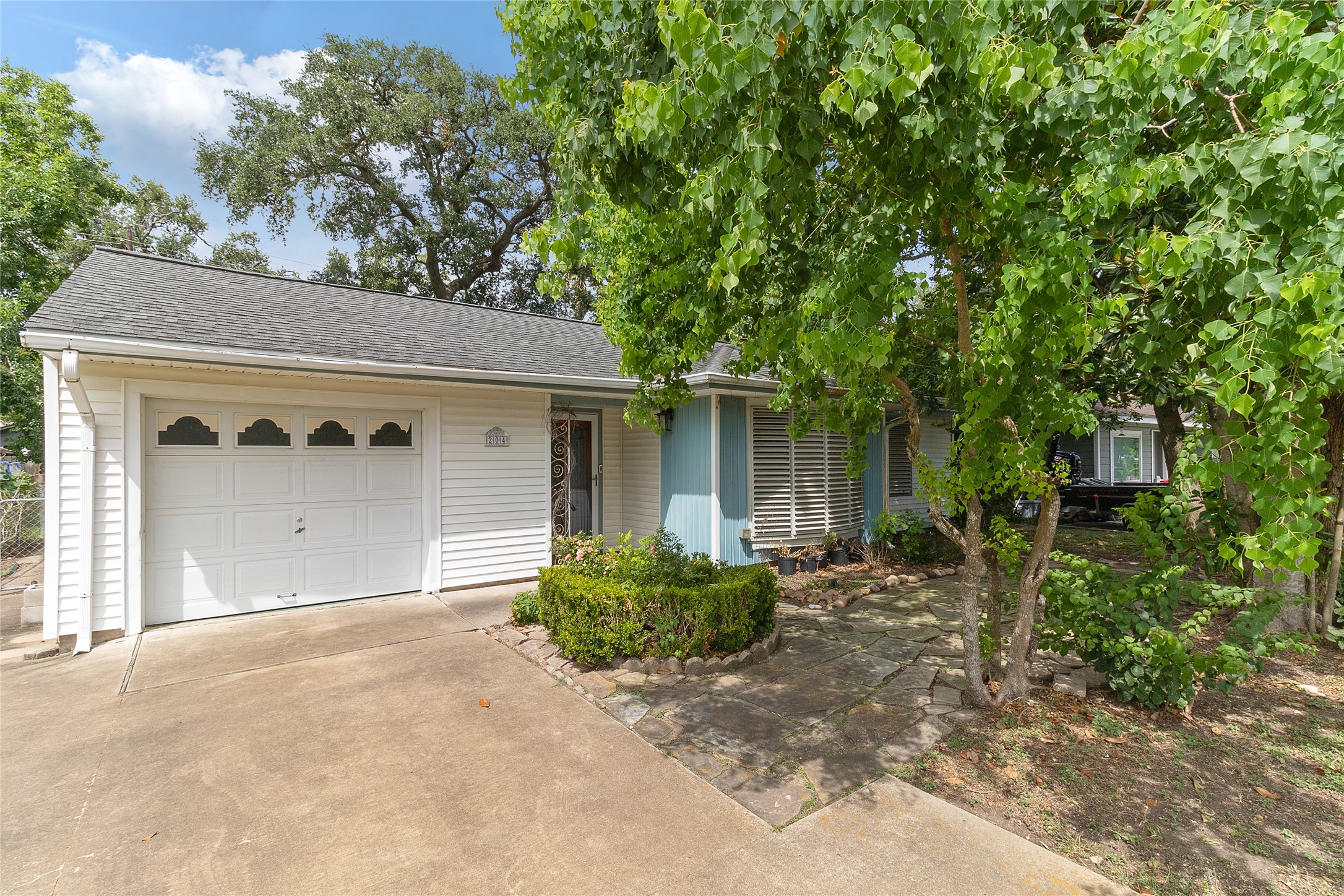 204 Caladium Street Lake Jackson TX 77566