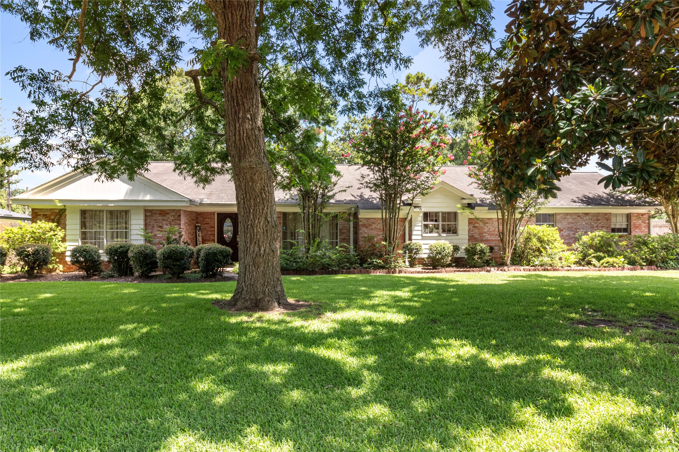 52 Plantation Court Lake Jackson TX 77566