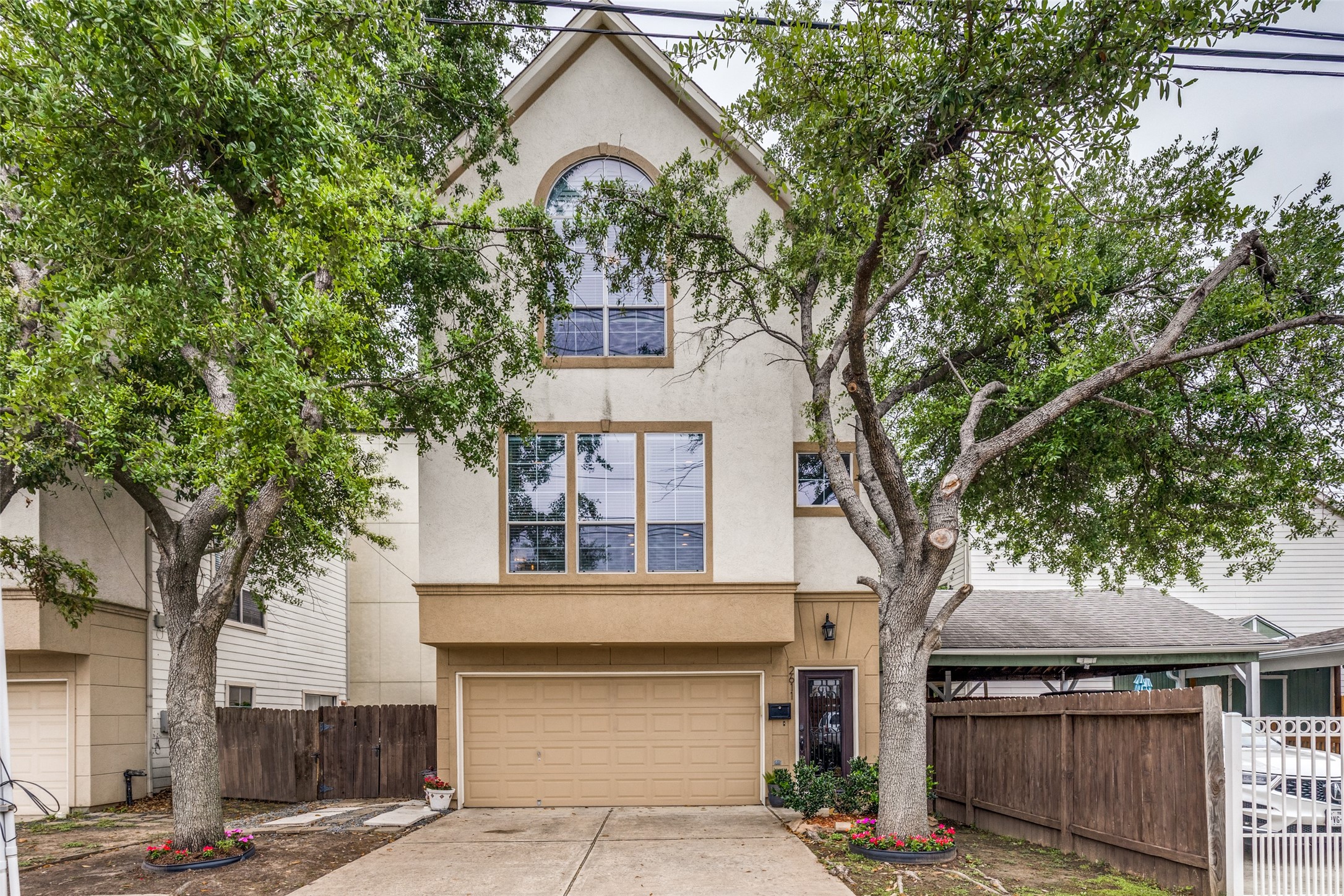 2611 Langston Street Houston TX 77007