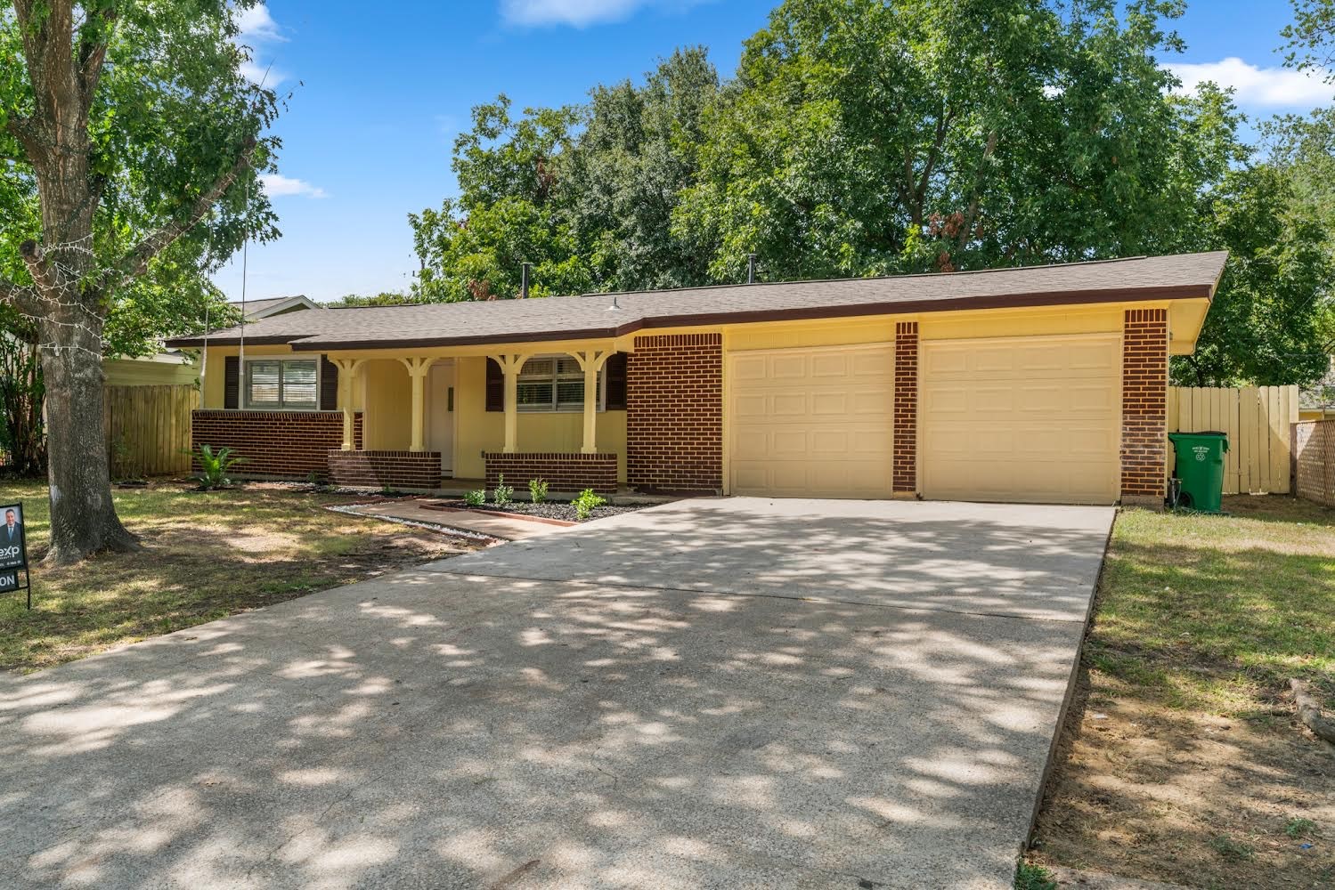 5317 Louise Street Baytown TX 77521