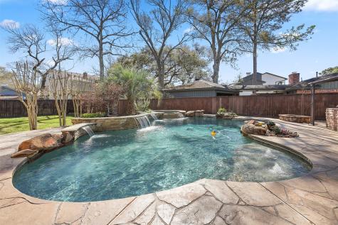 18531 Point Lookout Drive Houston TX 77058