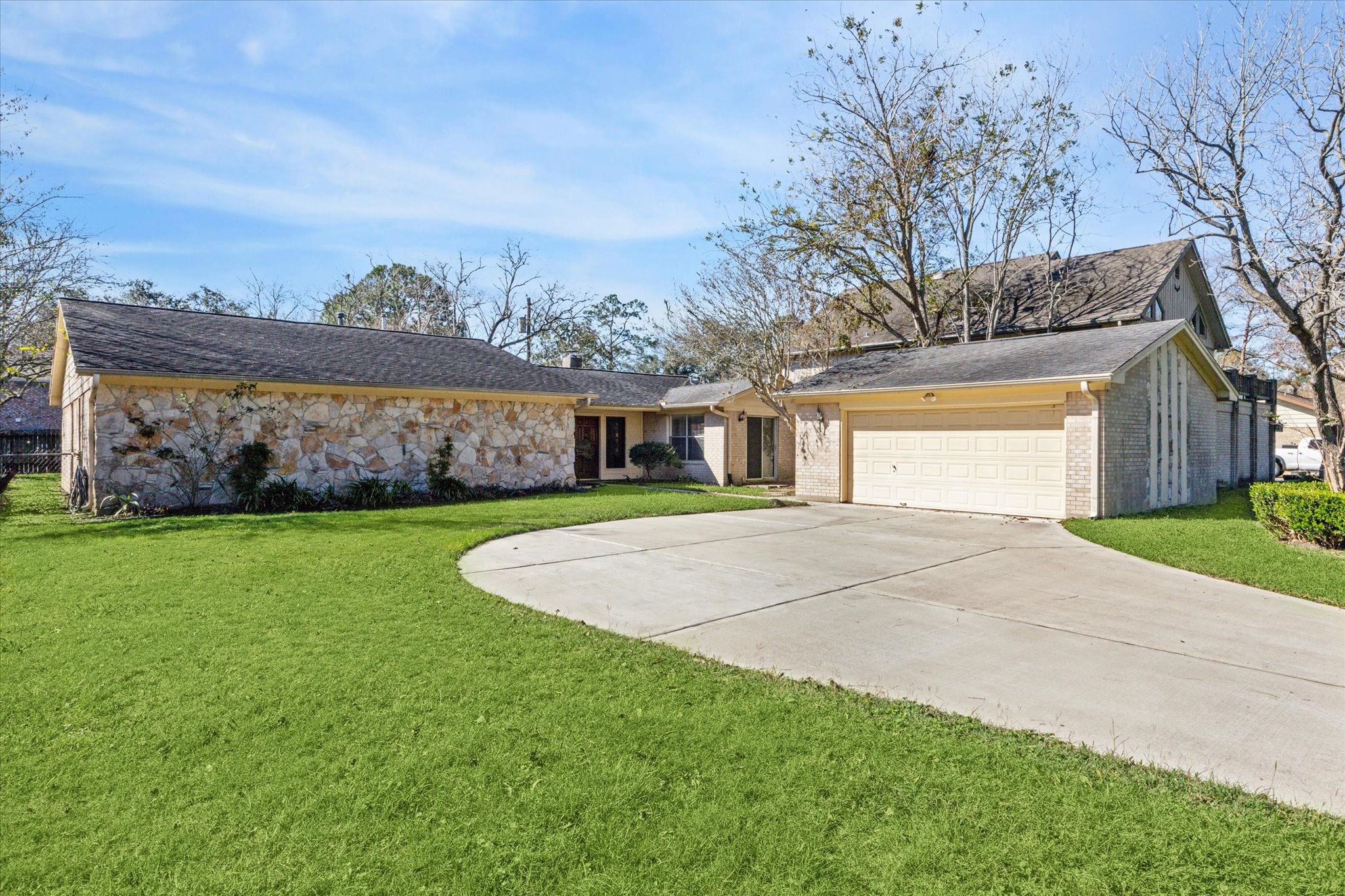 712 Penn Drive Friendswood TX 77546