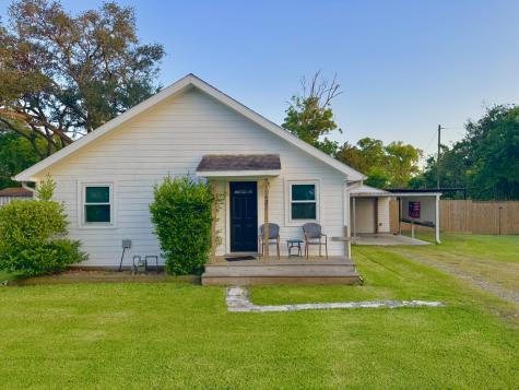 11837 13th Street Santa Fe TX 77510