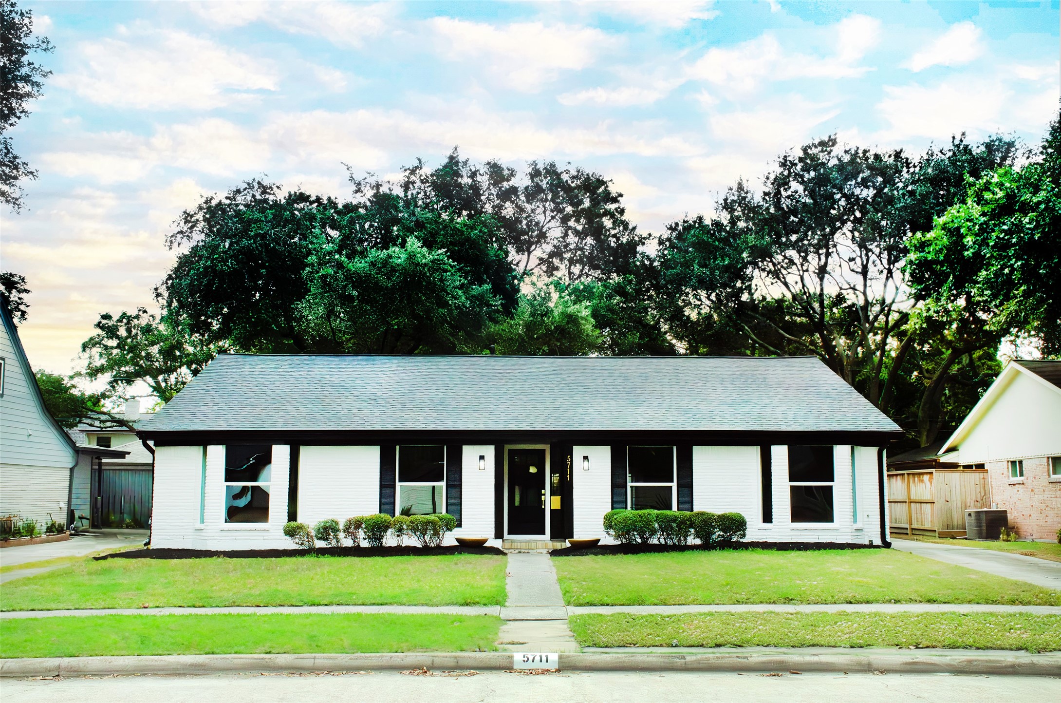 5711 Rutherglenn Drive Houston TX 77096