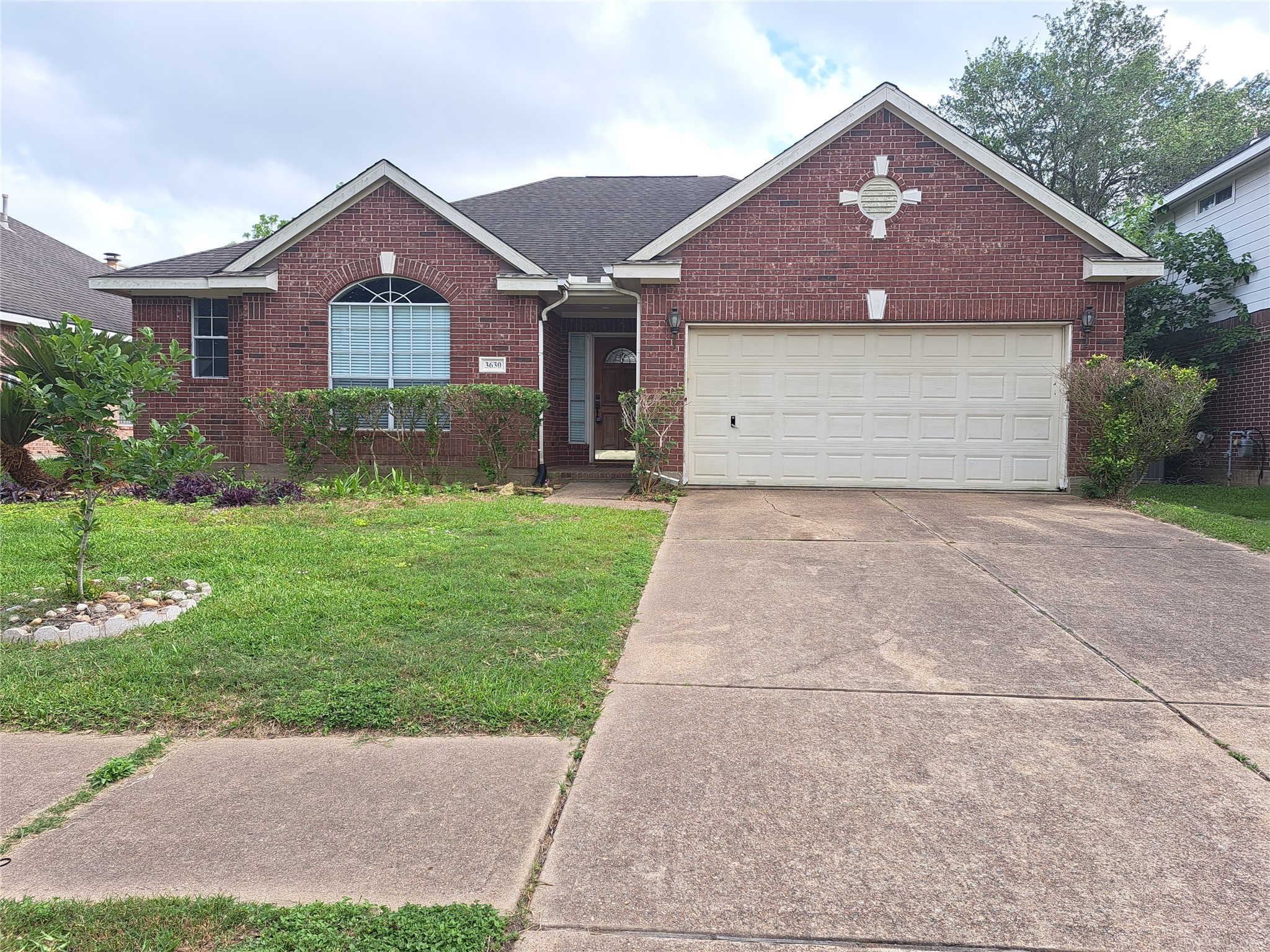3630 Chatwood Drive Pearland TX 77584