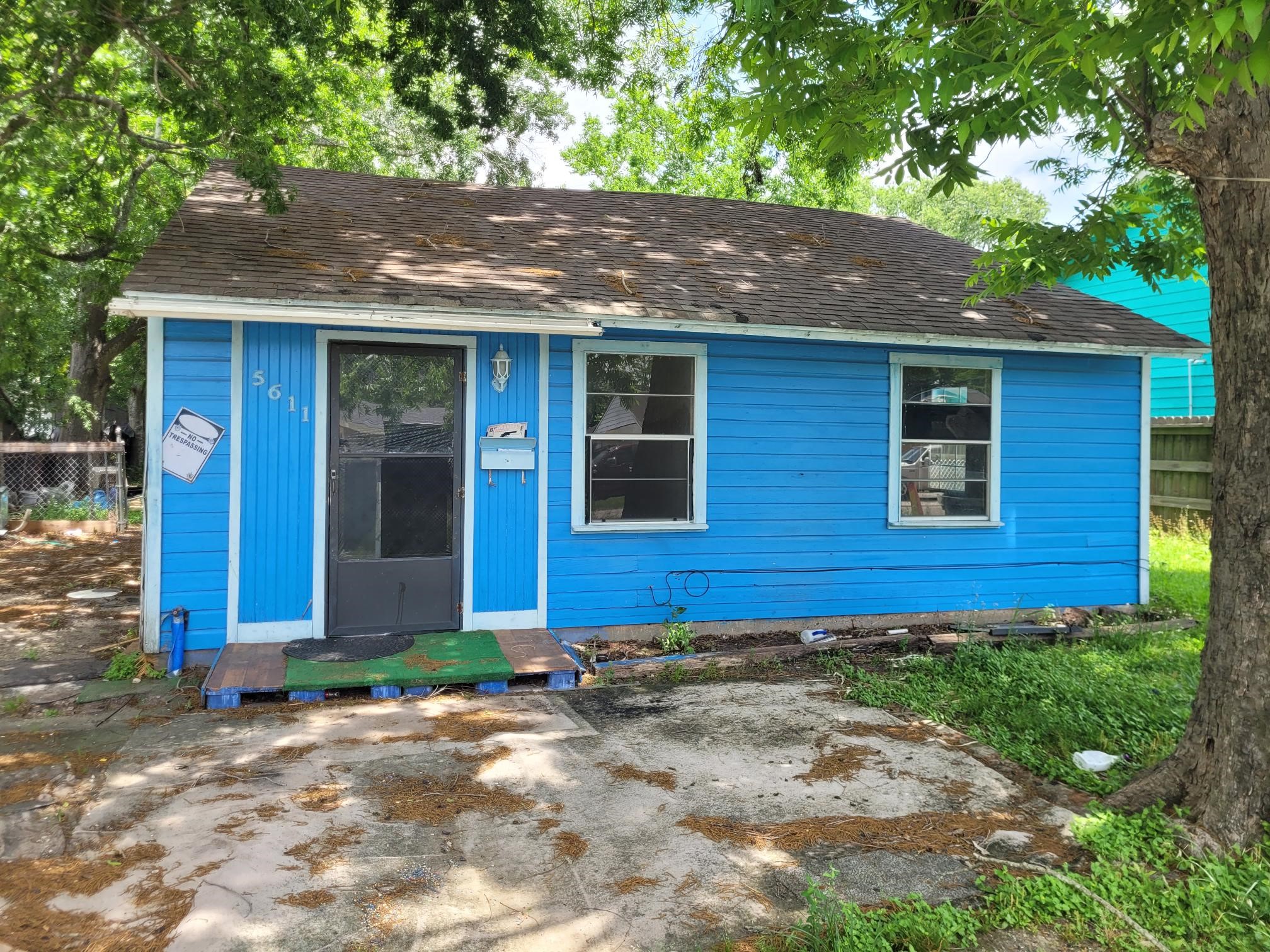 5611 Woodlark Street Houston TX 77017