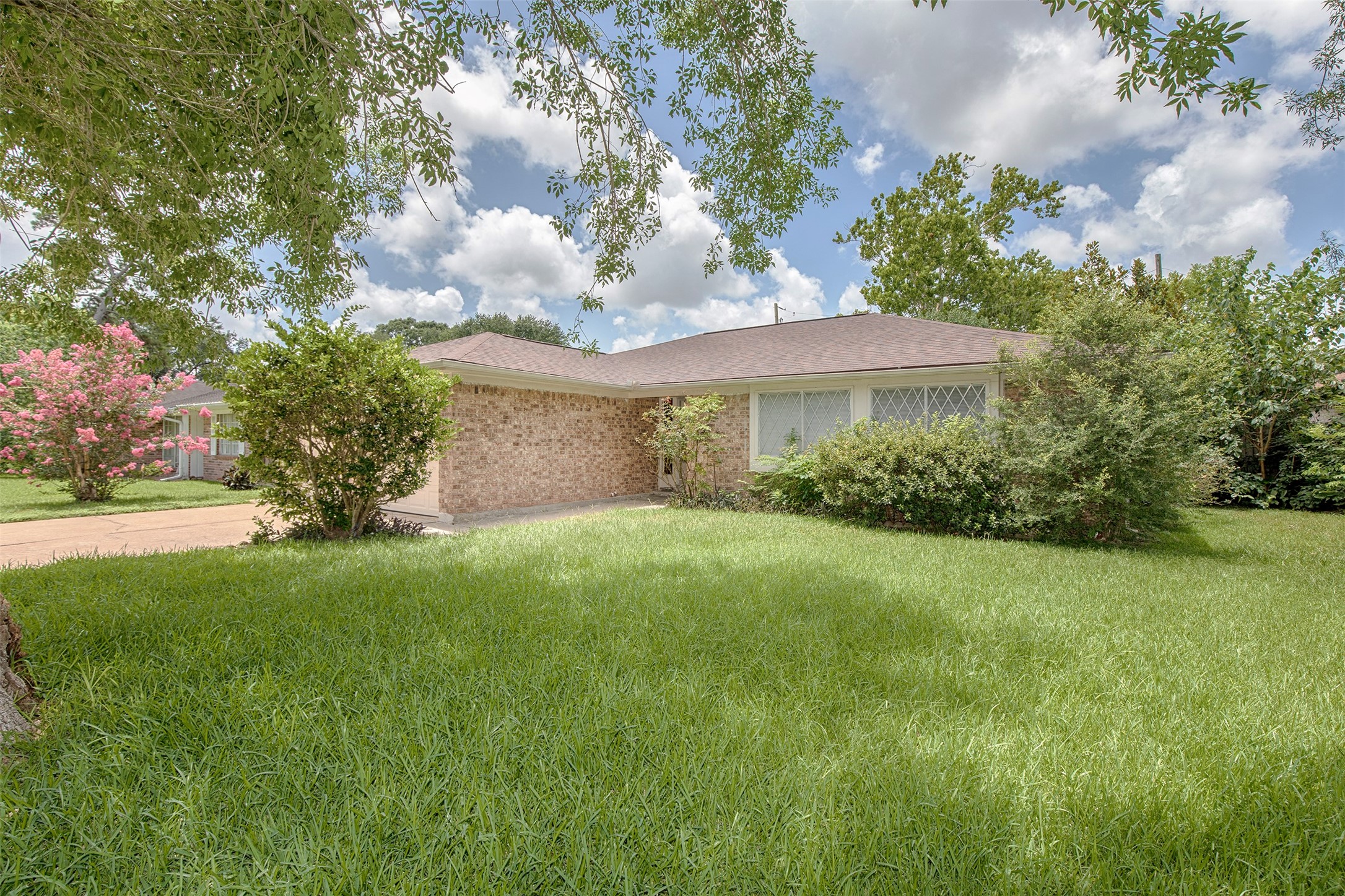 203 Fleetwood Circle League City TX 77573