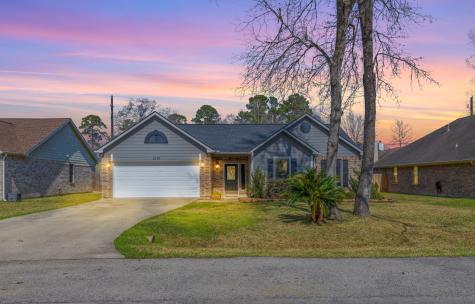 2930 Lake Breeze Lane Crosby TX 77532