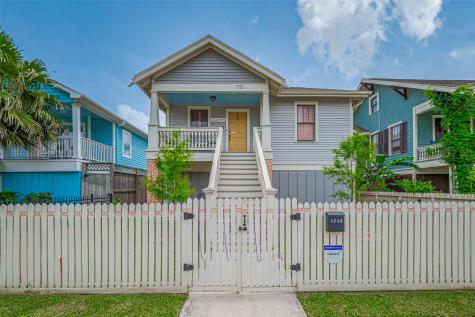 1715 Mechanic Street Galveston TX 77550