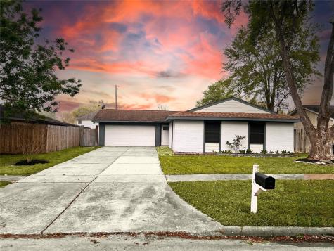 4306 Albatross Drive Seabrook TX 77586