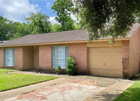 17006 Forest Bend Avenue Friendswood TX 77546
