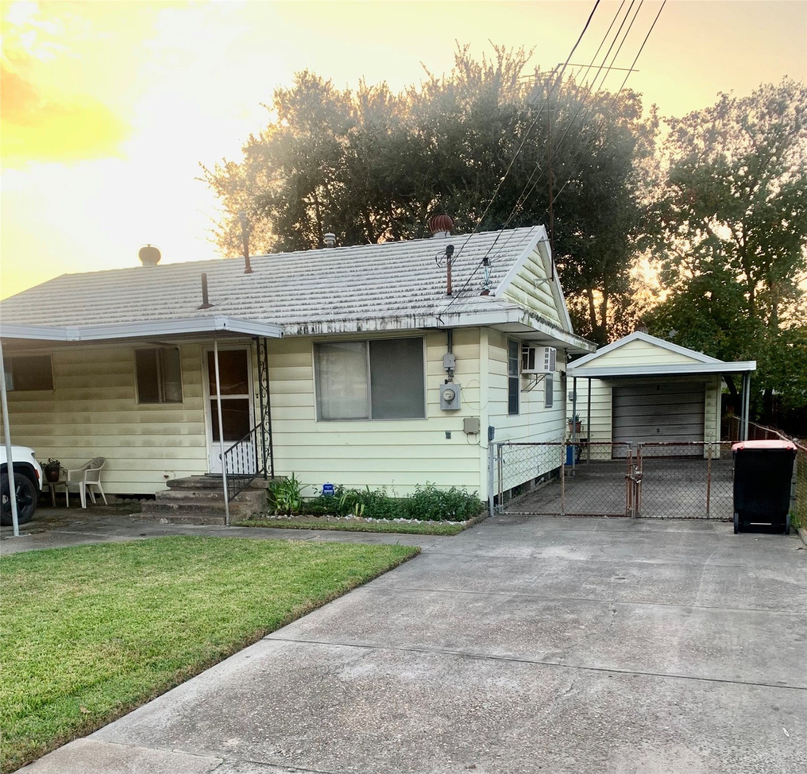 638 Hollywood Street Houston TX 77015