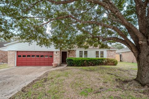 1710 Crest Hill Drive Conroe TX 77301