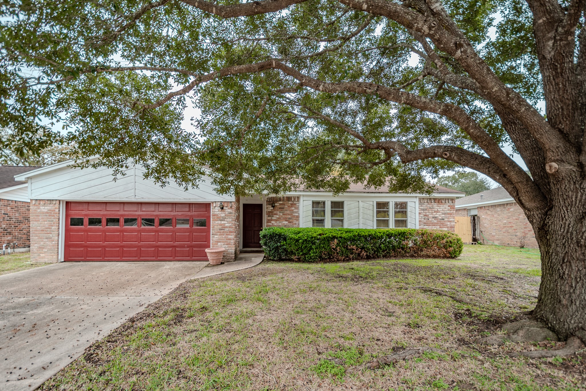 1710 Crest Hill Drive Conroe TX 77301