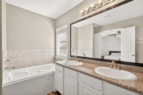 7222 Autumn Bluff Lane Richmond TX 77407
