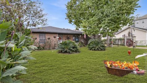 1444 W 25th Street Houston TX 77008
